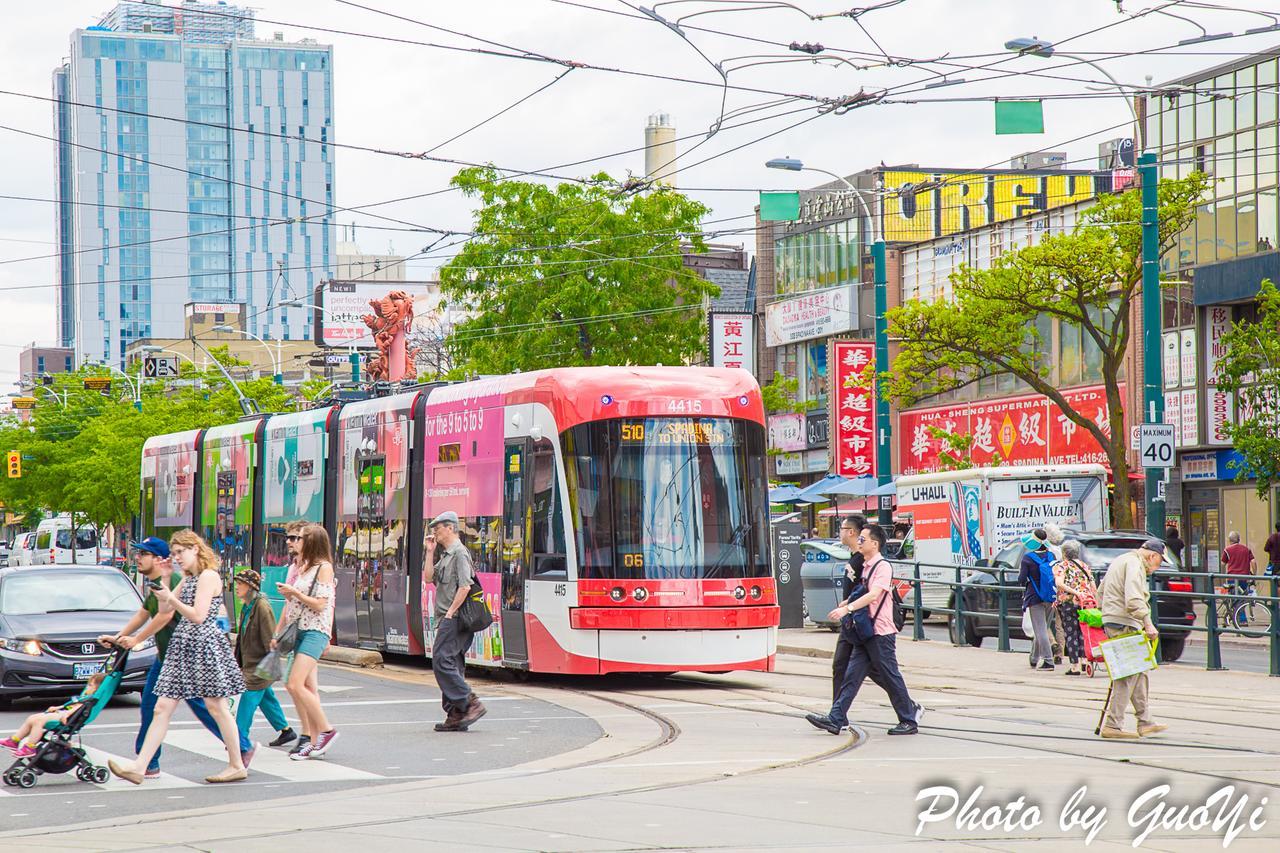 Toronto Chinatown Inn Экстерьер фото